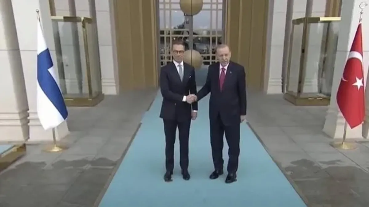 Başkan Erdoğan, Finlandiya Cumhurbaşkanı Stubb’u resmi törenle karşıladı
