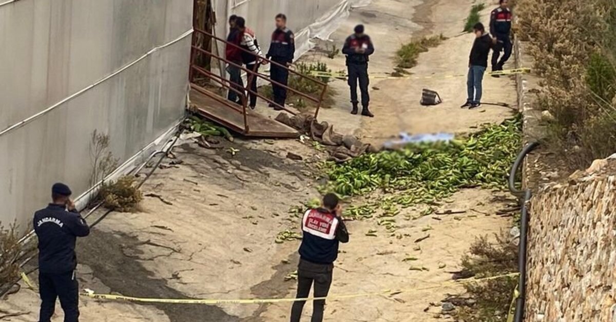 Alanya’da muz serasında kasanın halatı koptu: 2 ölü, 2 ağır yaralı