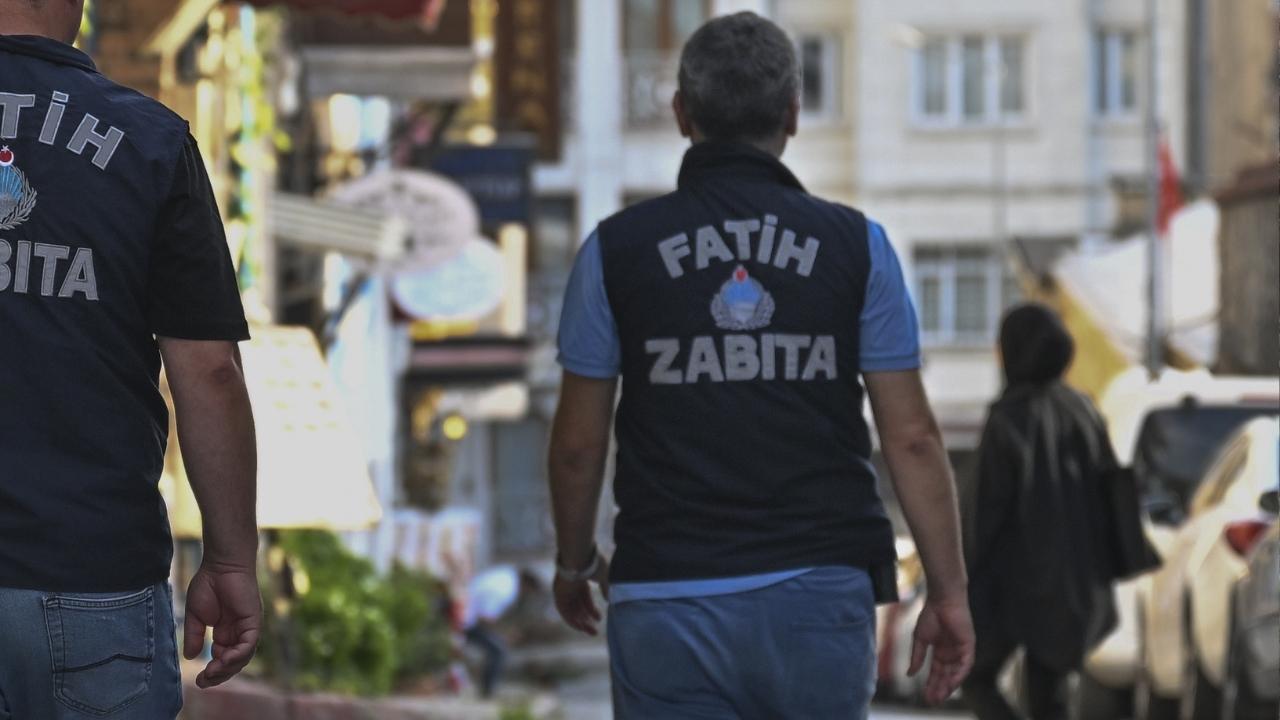 Çocukla dilenen 2 kadının 4,5 yıla kadar hapsi istendi